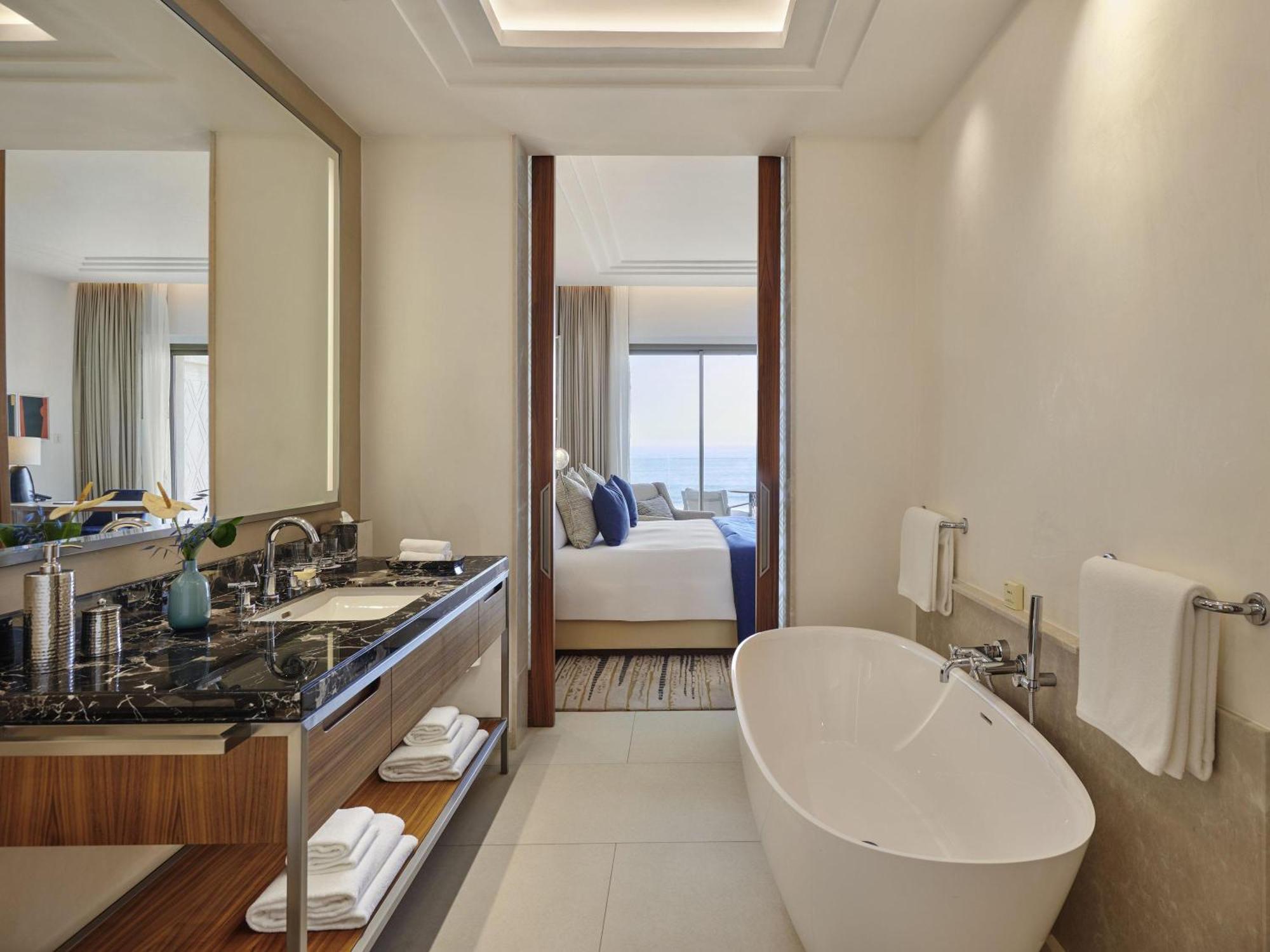 Fairmont Deluxe King Room